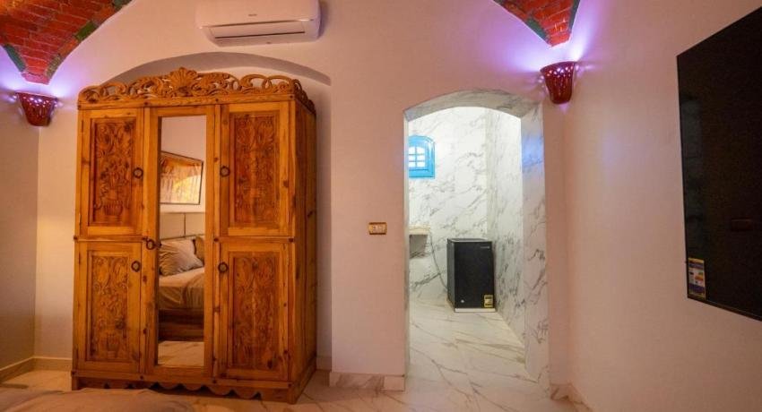 B&W SAHARA SKY Hotel Standard Room – Single