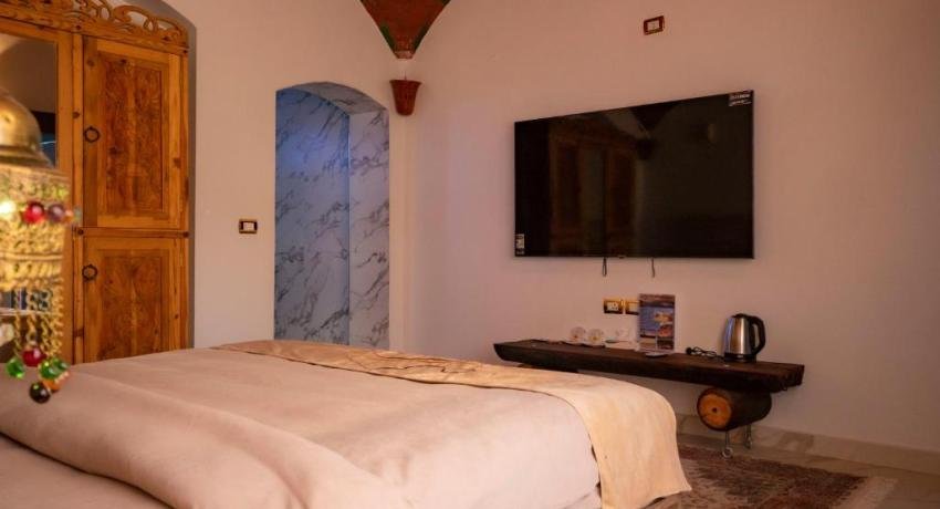 B&W SAHARA SKY Hotel Standard Room – Single